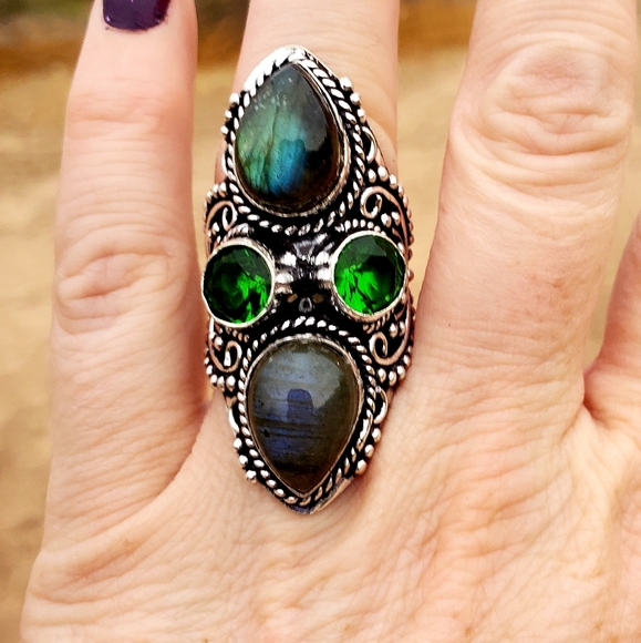 New Oversized Labradorite & Peridot 925 Silver Statement Ring. - Picture 6 of 16